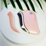 Gua Sha z wibracją, ciepłem i światłem LED Yeye - obrazek 4