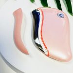 Gua Sha z wibracją, ciepłem i światłem LED Yeye - obrazek 6