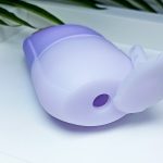 Lodowy roller z naturalnym kamieniem do masażu twarzy i ciała Yeye - obrazek 27