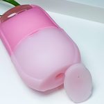Lodowy roller z naturalnym kamieniem do masażu twarzy i ciała Yeye - obrazek 32