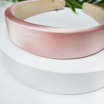 Satynowa opaska do włosów gładka Yeye - obrazek 3