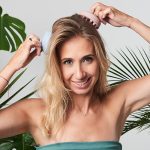 Szczotka BIO do masażu głowy i mycia włosów biodegradowalna YEYE