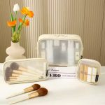 Zestaw 3 kosmetyczek z siateczki - obrazek 7